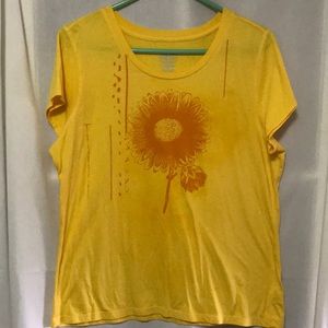 Izod yellow tee shirt